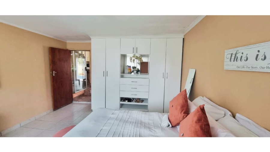 4 Bedroom Property for Sale in Haven Hills Eastern Cape